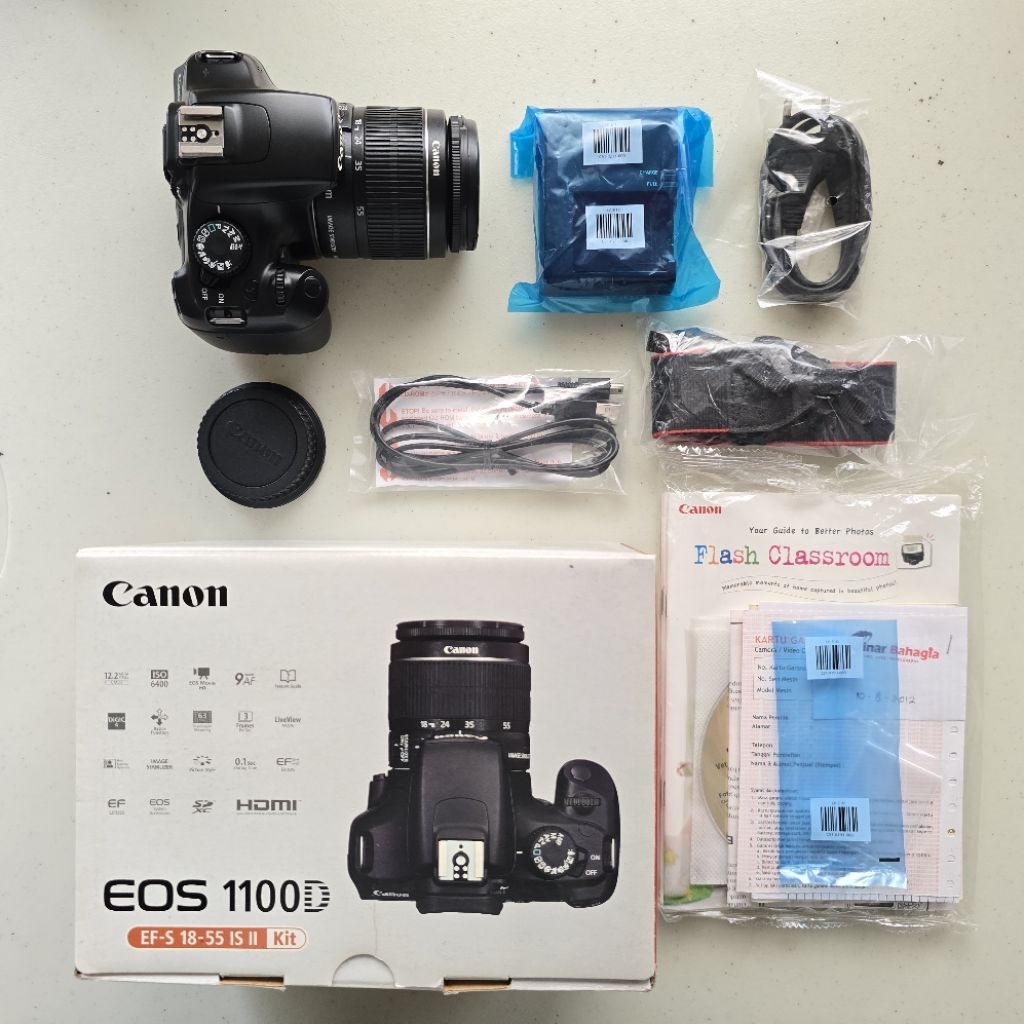 Kamera DSLR Canon EOS 1100D Kit (Minus)