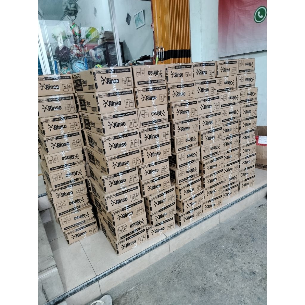 1 DUS RINSO CAIR KEMASAN 500 an / deterjen cair / Rinso sachet