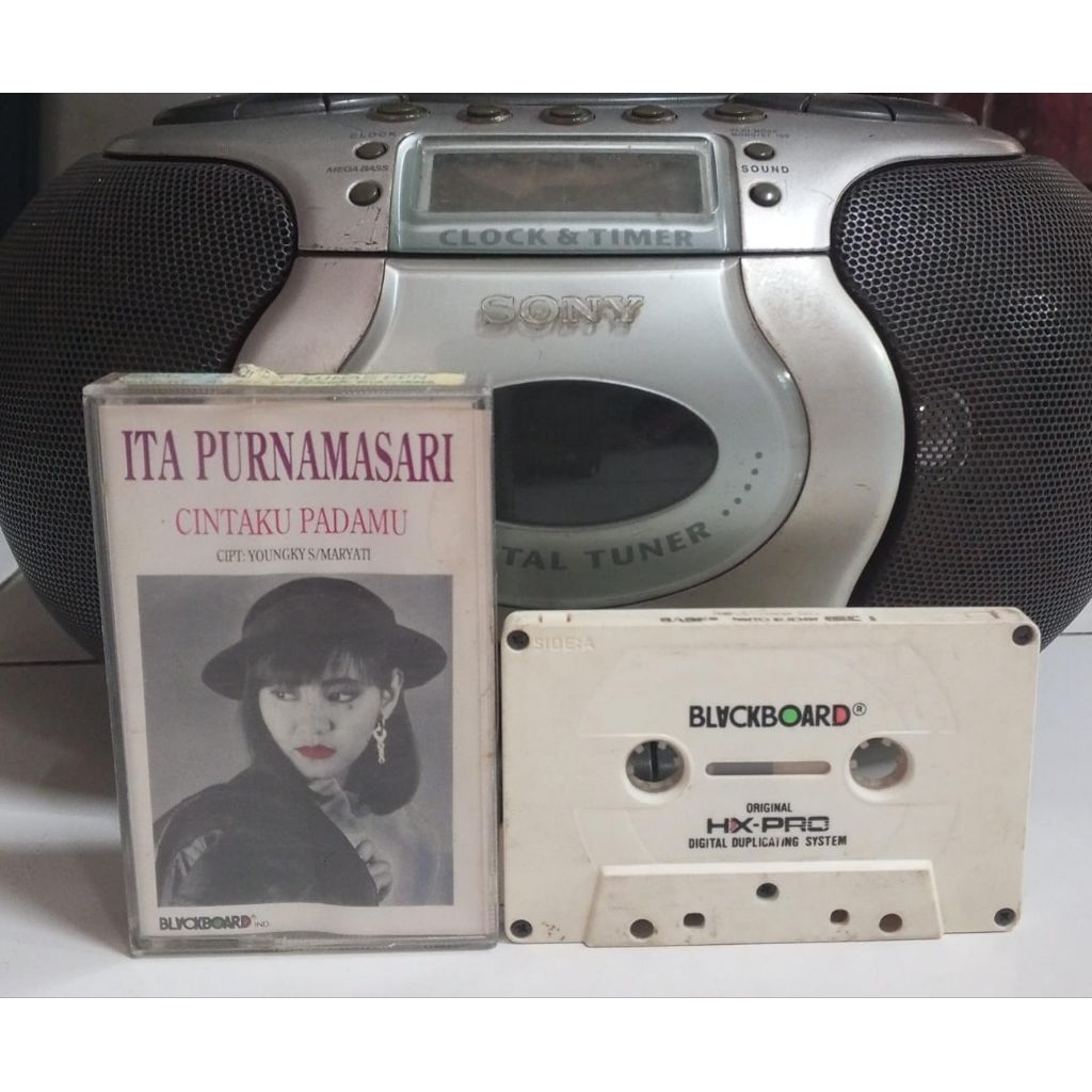 Kaset Pita Ita Purnamasari