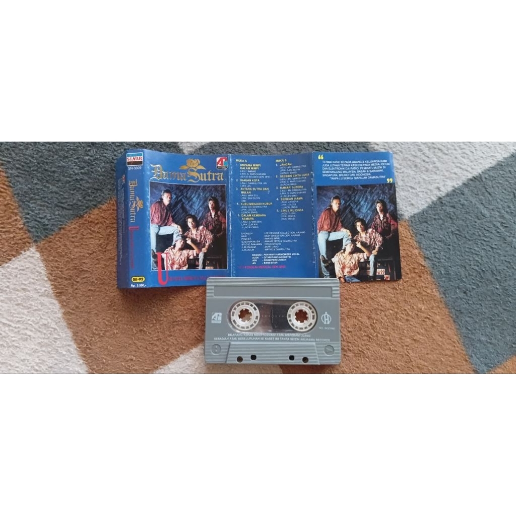 kaset pita DAMASUTRA band malaysia