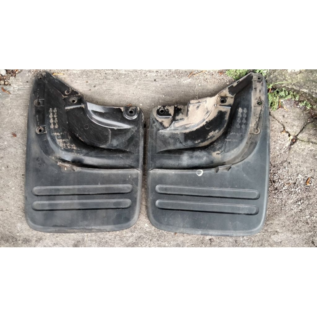 Mudguard karpet lumpur Fortuner VNT 2012 - 2015 sebelum type VRZ