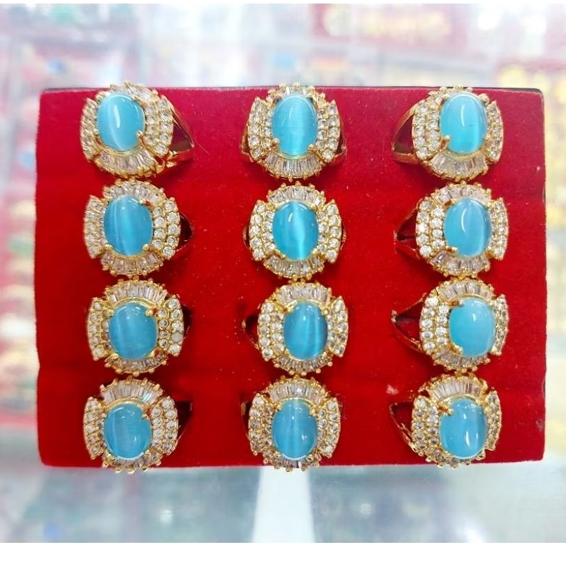 Cincin Wanita Elegan dengan Batu Mata Kucing Biru