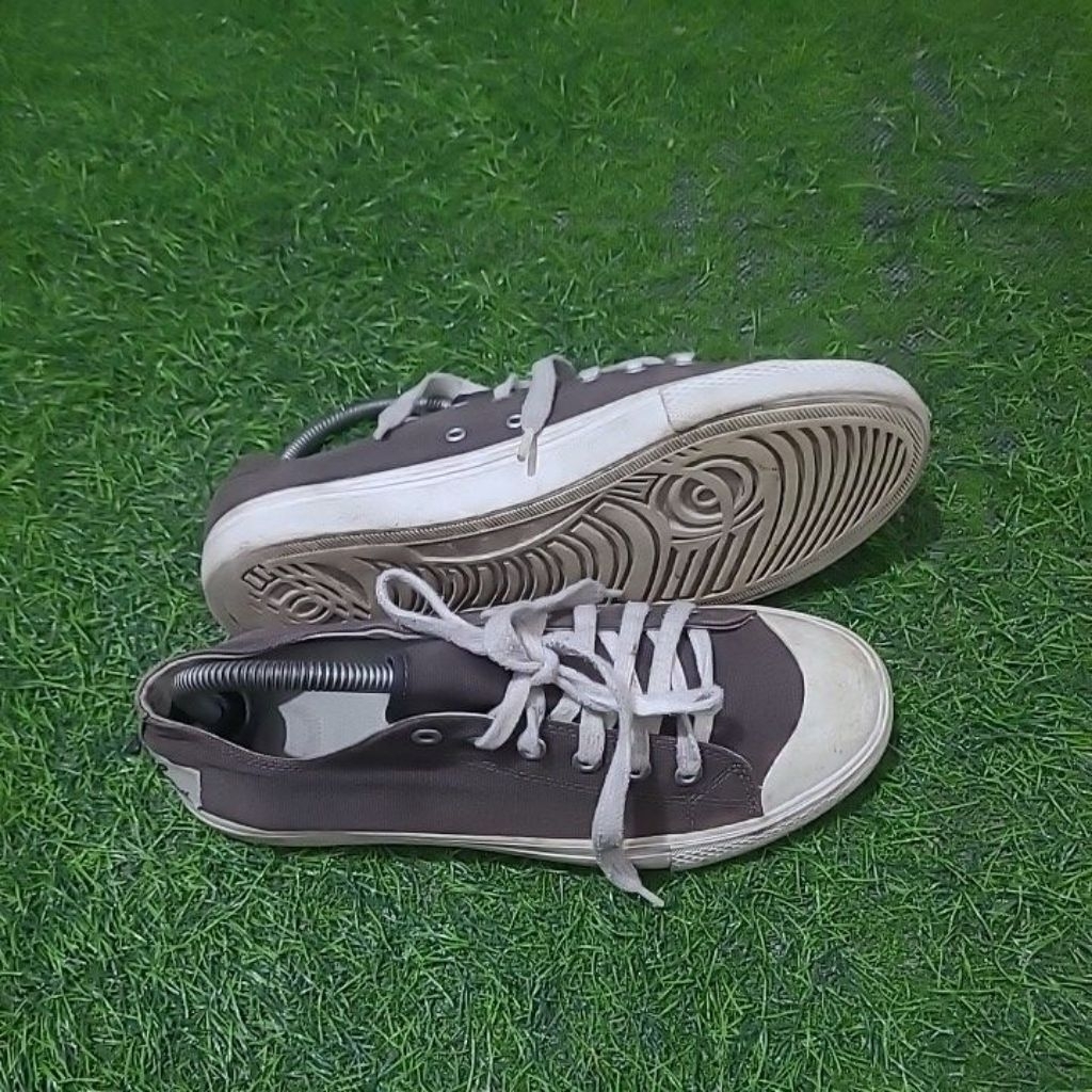 sepatu sneakers shoopen size 38