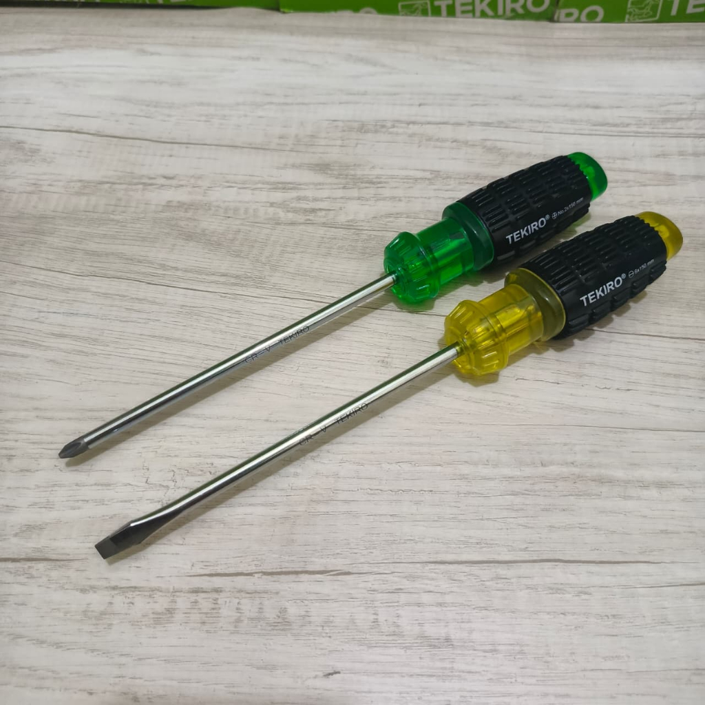 Tekiro Obeng Gagang Karet Plus ( + ) Minus ( - ) Hijau Kuning Panjang 150mm / Obeng Panjang Tekiro
