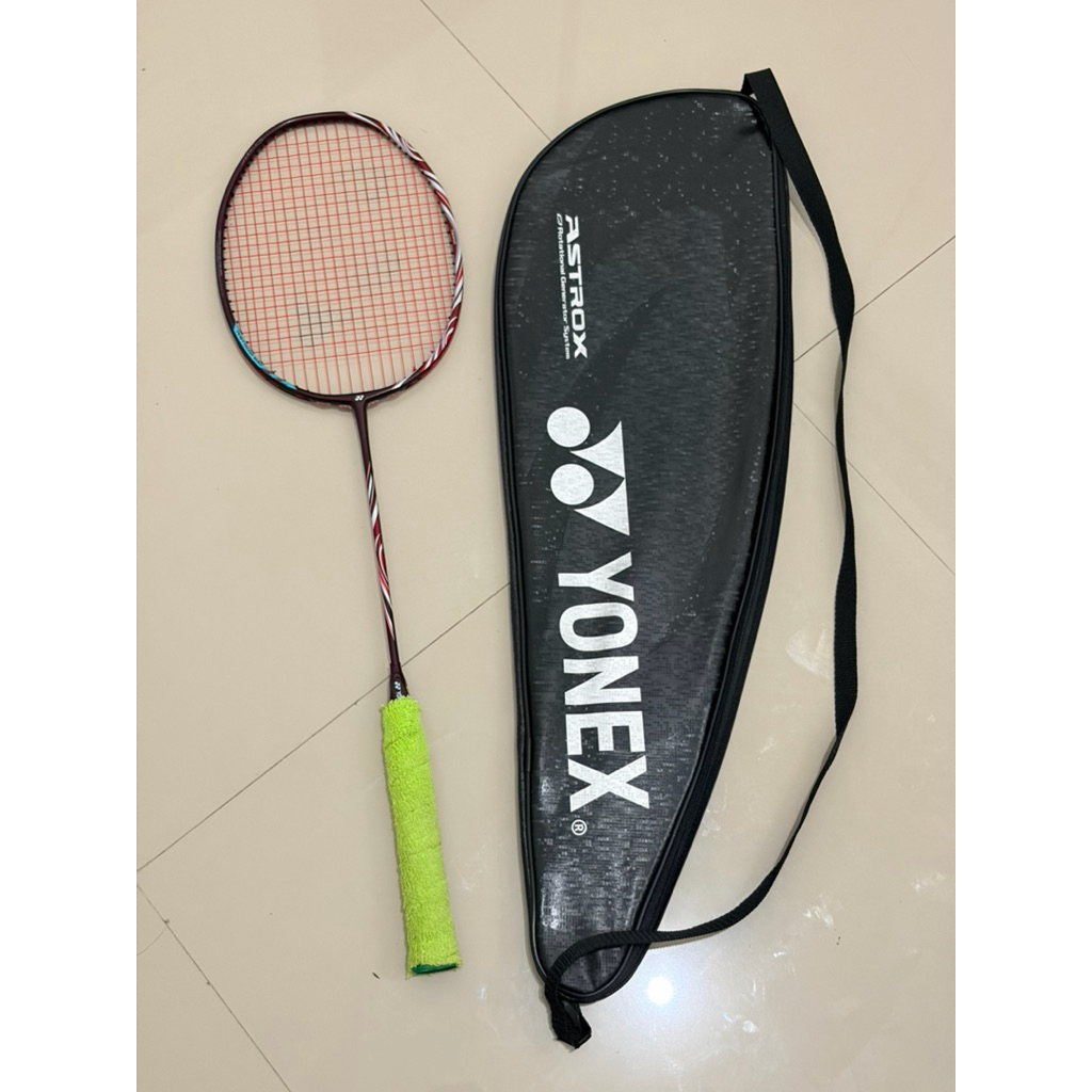 raket badminton yonex astrox 100zz kurenai