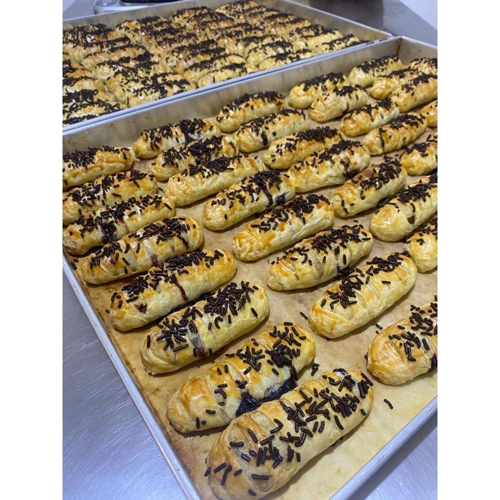 Bolen Lilit Pisang Cokelat