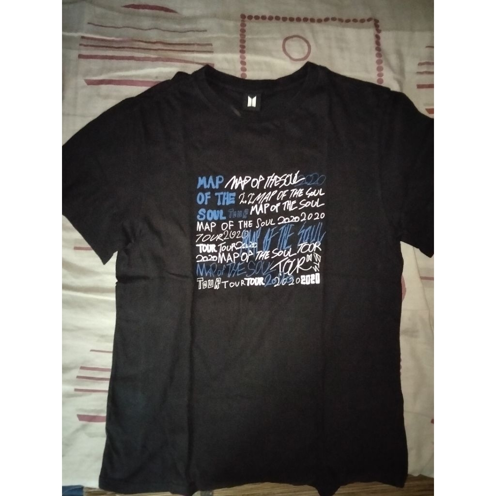 Tshirt BTS official merchandise map of the soul tour