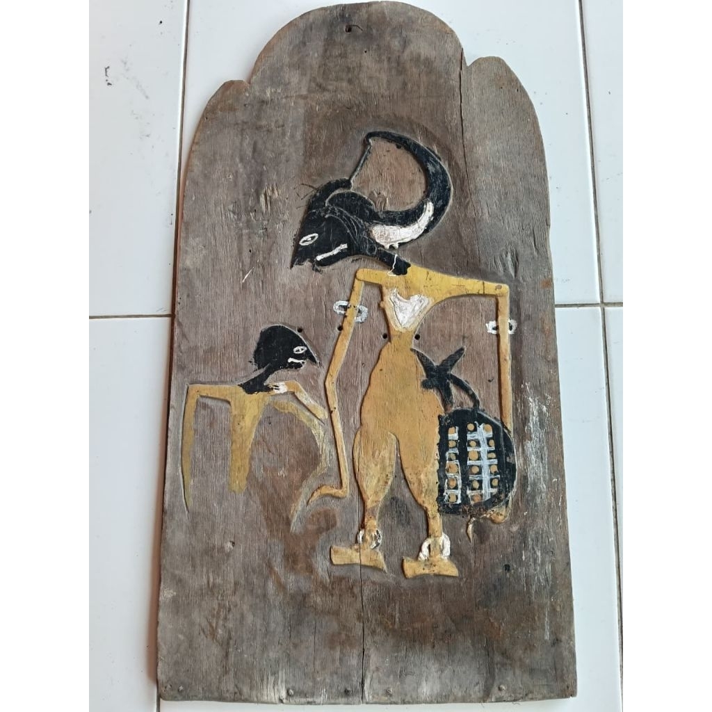pajangan dinding blawong tempat keris kuno jadul antik kayu jati