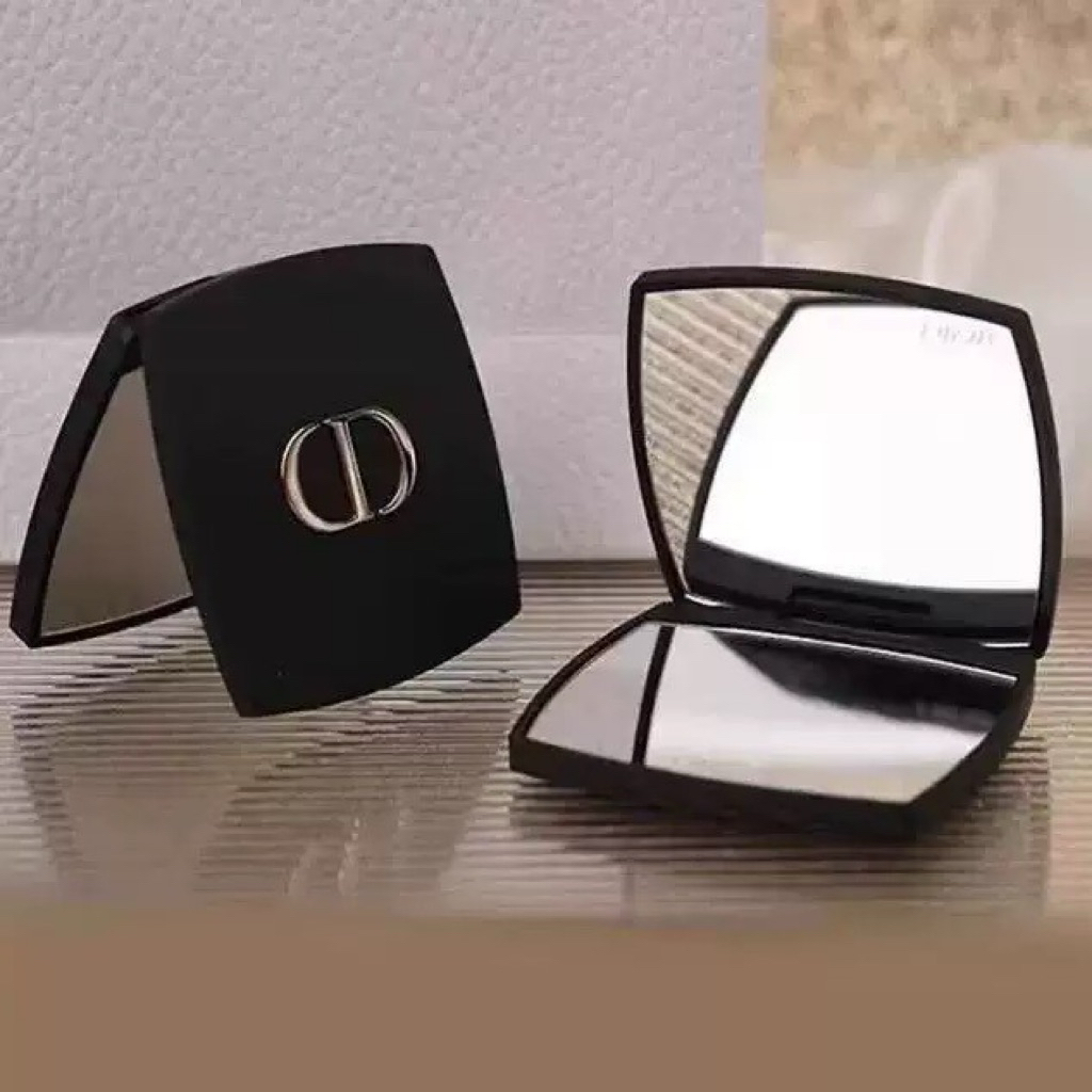 Dior Mirror