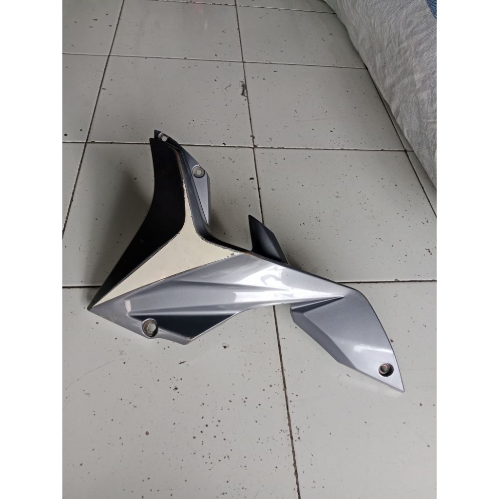 sayap bawah kiri Blade lama bekas original
