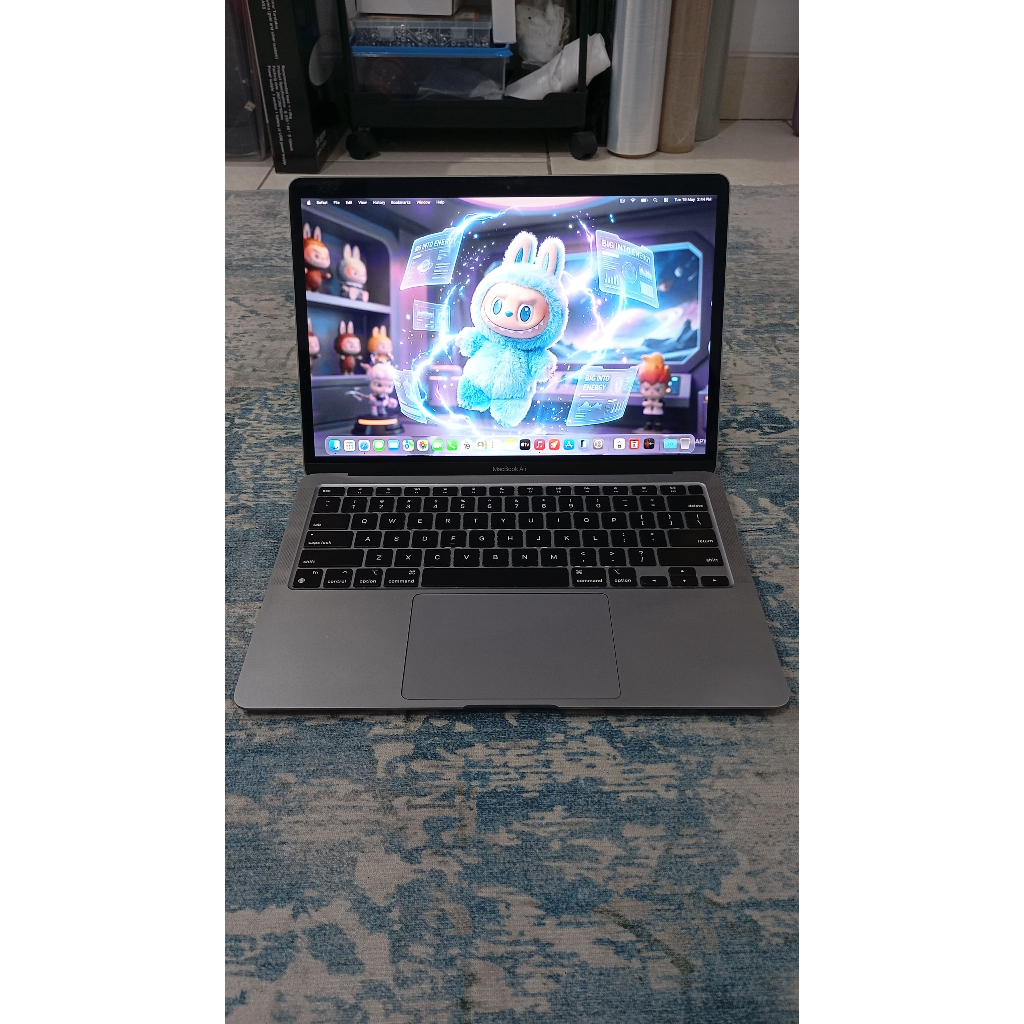 MacBook Air 13" 2020 — M1 / 8GB / 256GB
