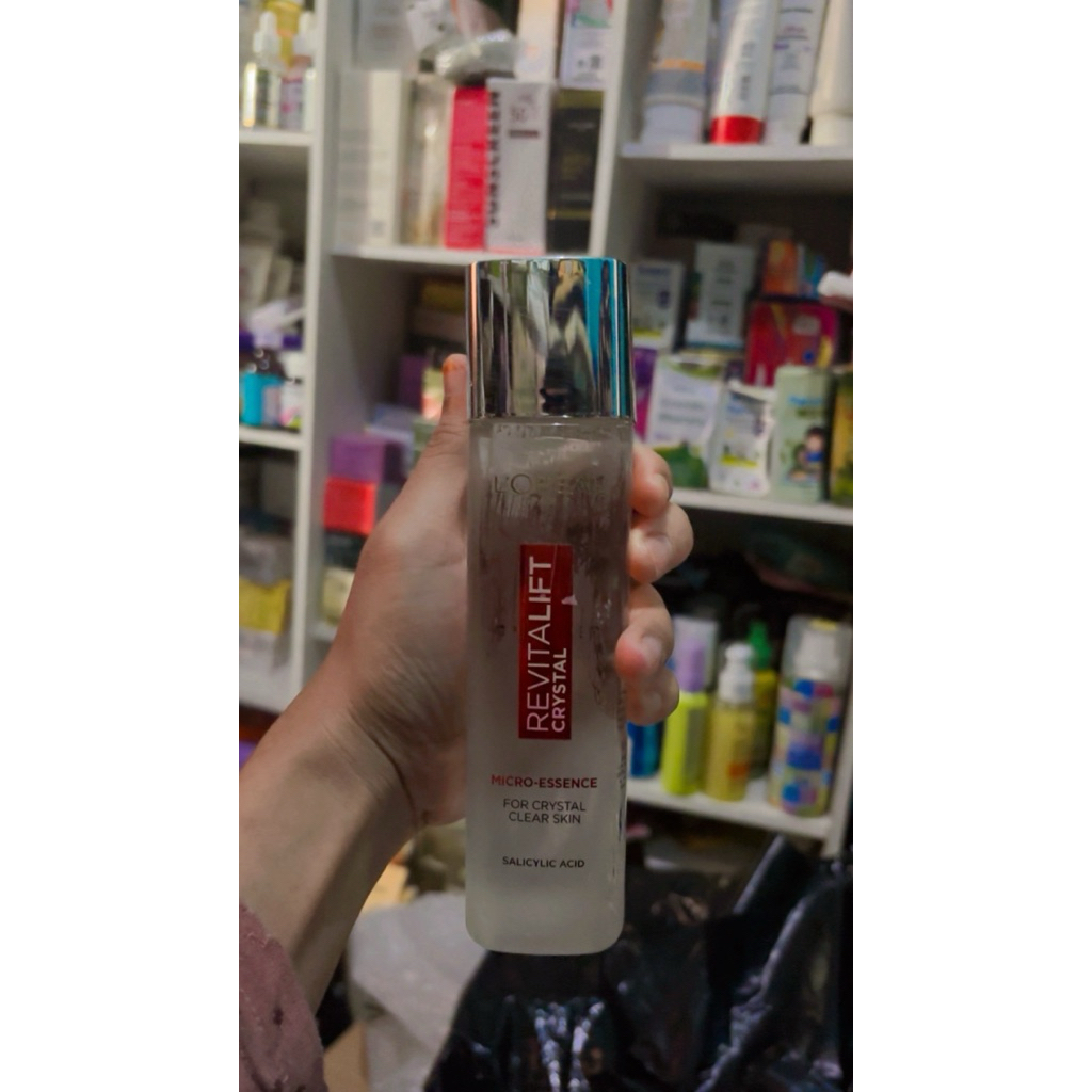 Loreal Revitalift cristal micro essence 130 ml.