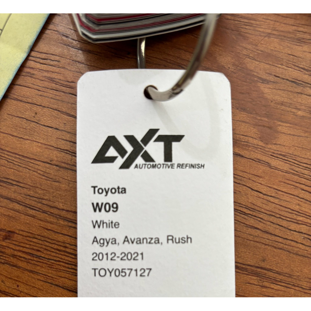 Cat PU AXT Toyota White W09 / Cat PU White W09