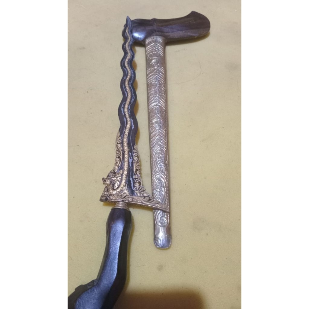 keris nogo Rojo .temuan .sepuh wingit .