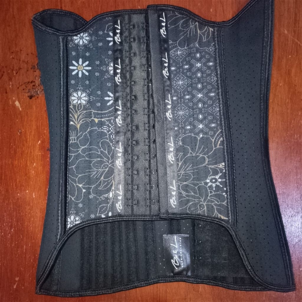 (NEW) KORSET CIKOR OBSIDIAN BATIK 25CM 3XS