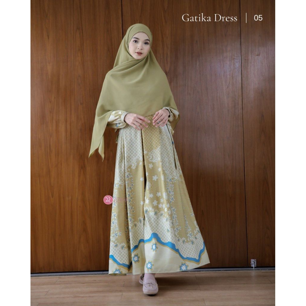 ZIZARA Gatika Dress