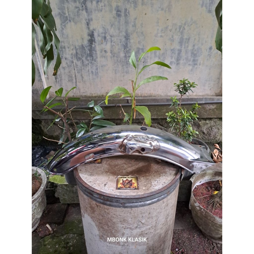 spakbor belakang gl 100 gl 125 ORIGINAL COPOTAN UNIT spakbor belakang honda gl100 gl125 spakbor gl10