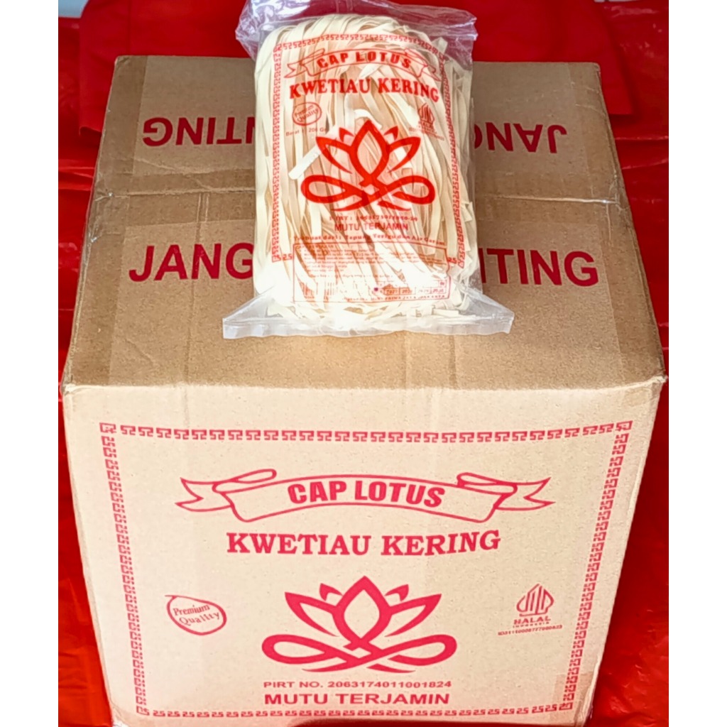Kwetiau Kering Mentah Cap Lotus per dus