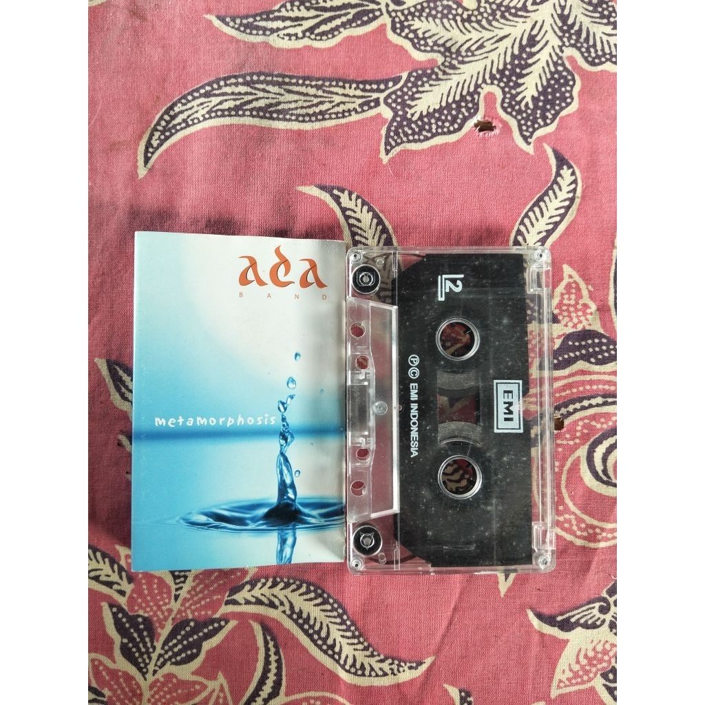 kaset pita ADA band