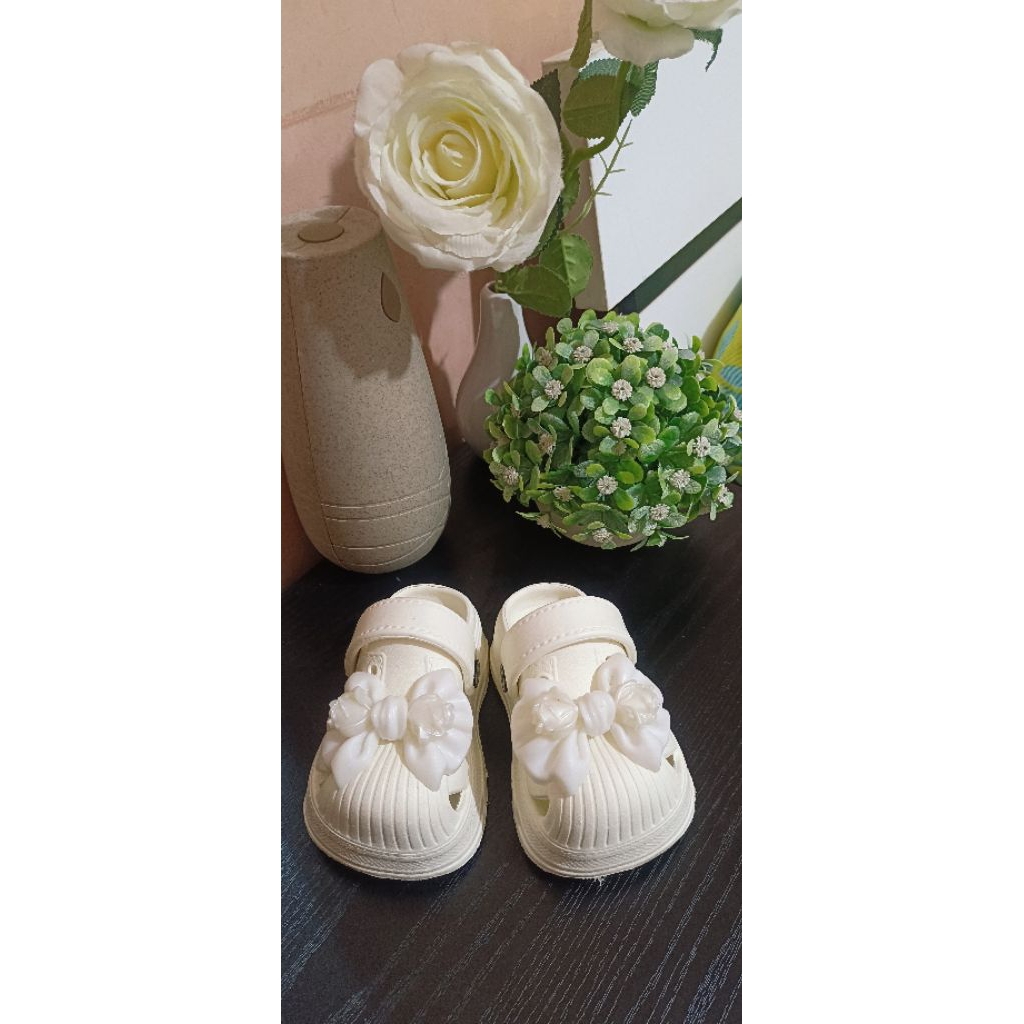 preloved sandal Anak perempuan baim model pita