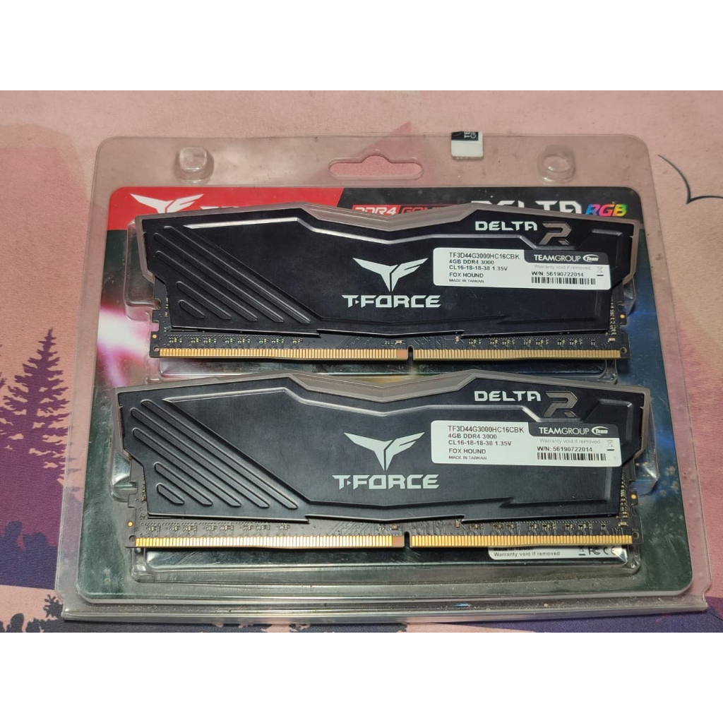 RAM TEAM T-FORCE DELTA RGB BLACK DDR4 8GB 2x4GB 3000Mhz