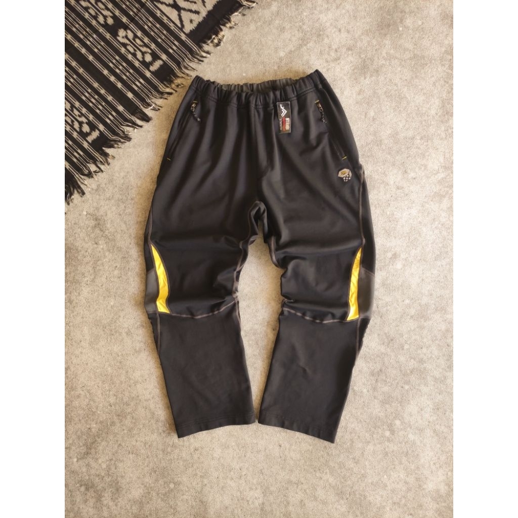 MOUNTAIN HARDWARE Celana Outdoor (NYC501) Celana Gunung Bahan Softshell Hangat Dan Nyaman