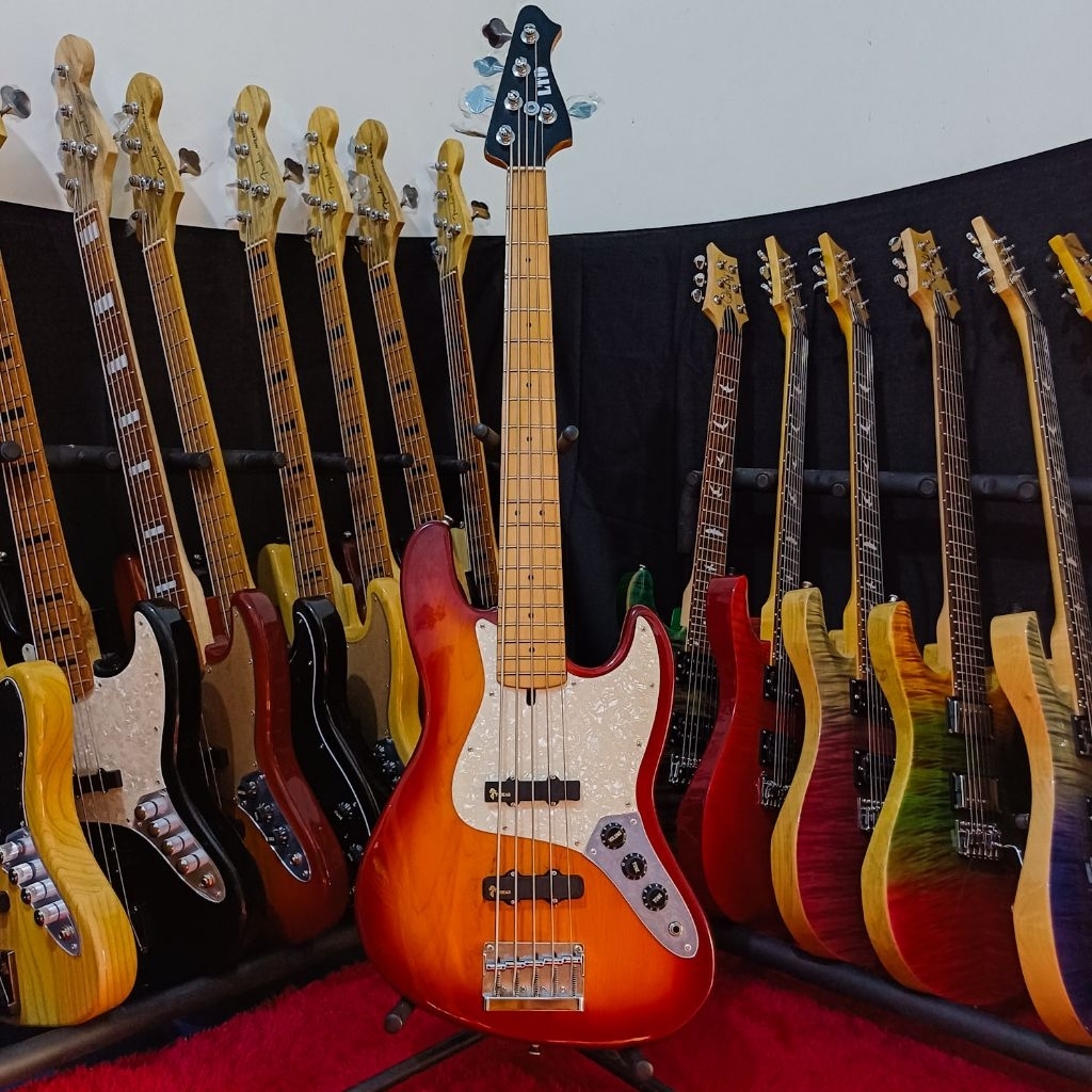 Bass Elektrik 5 String Fender Jaguar, Fender Jazzbass, Fender Precision Ada yang Aktif Dan Pasif