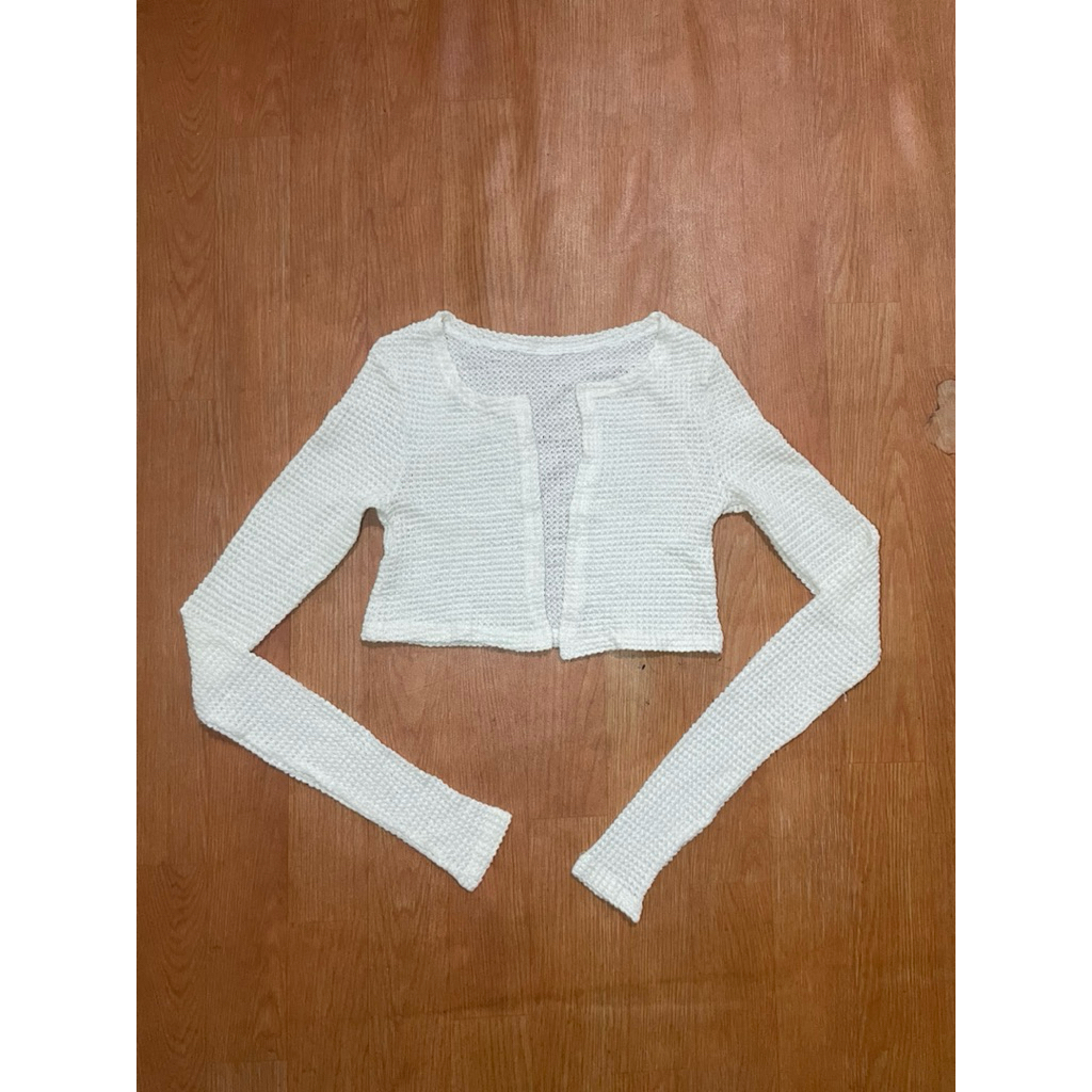 Outer Crop Putih Panjang