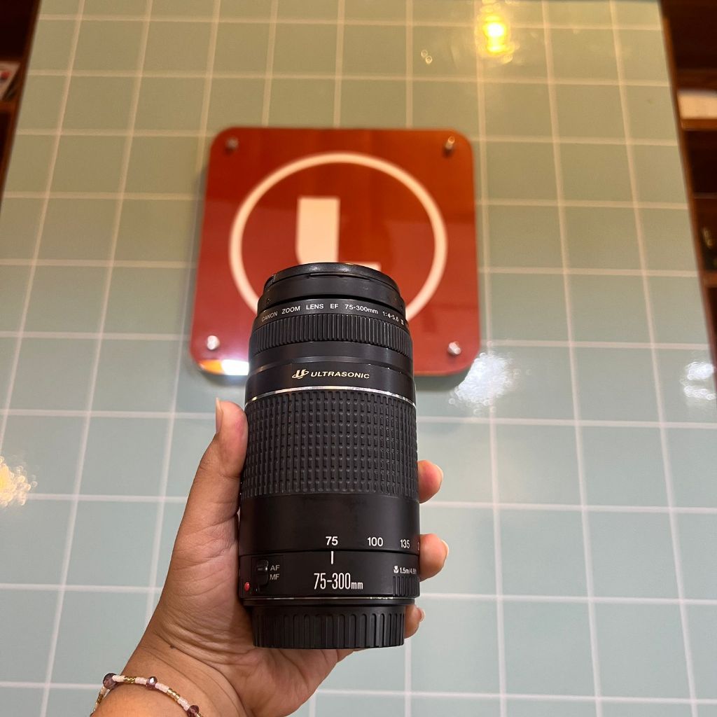 CANON EF 75-300MM MARK III USM