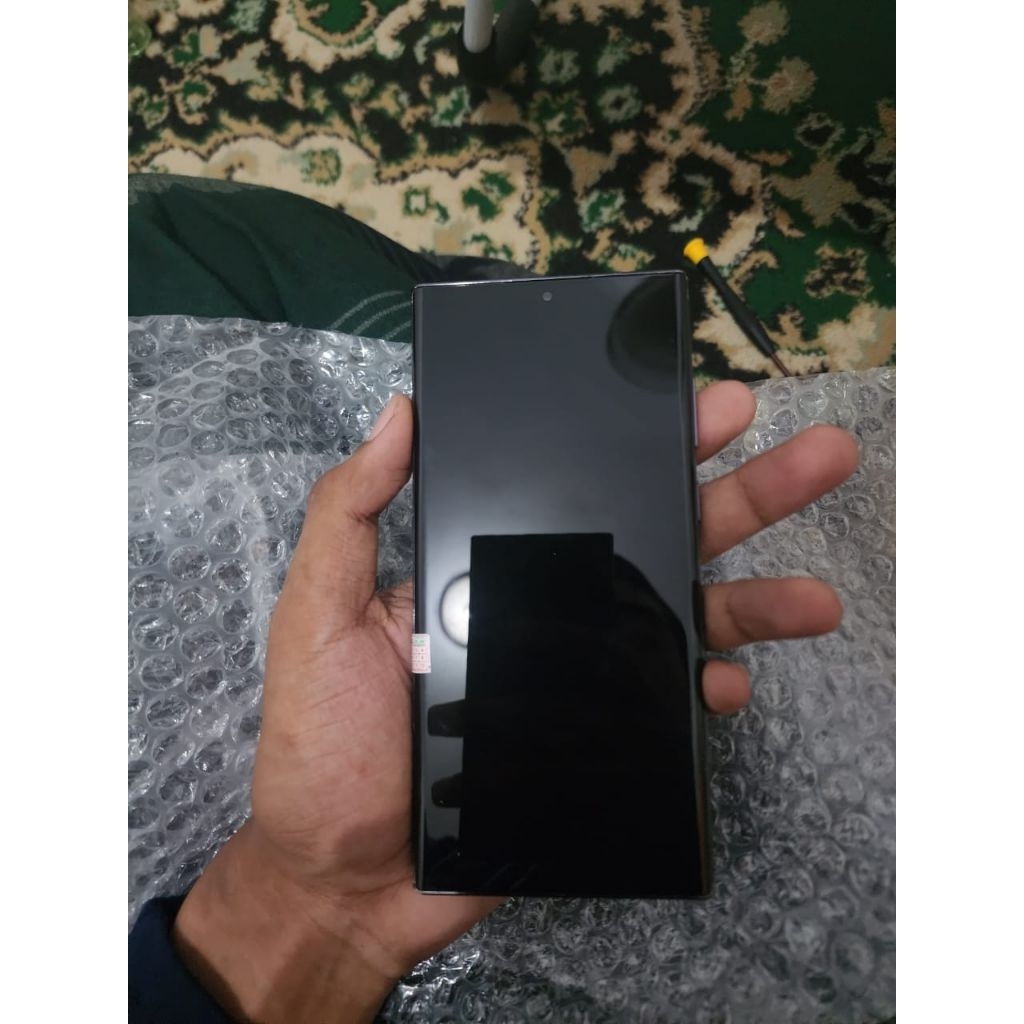 LCD+frameS22ultra