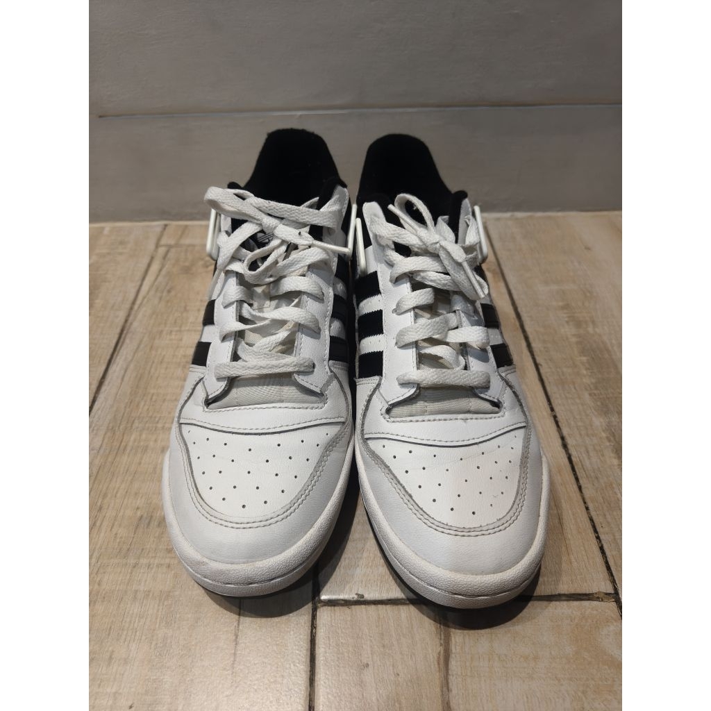 PRELOVED Sepatu pria Adidas Forum Low size 44
