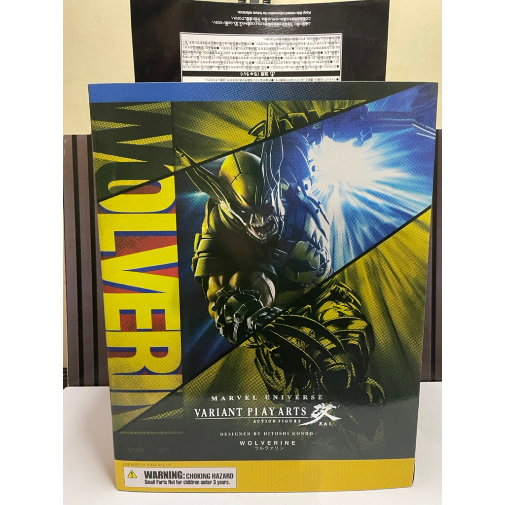 Marvel Wolverine varian PlayArts Kai Action Figure