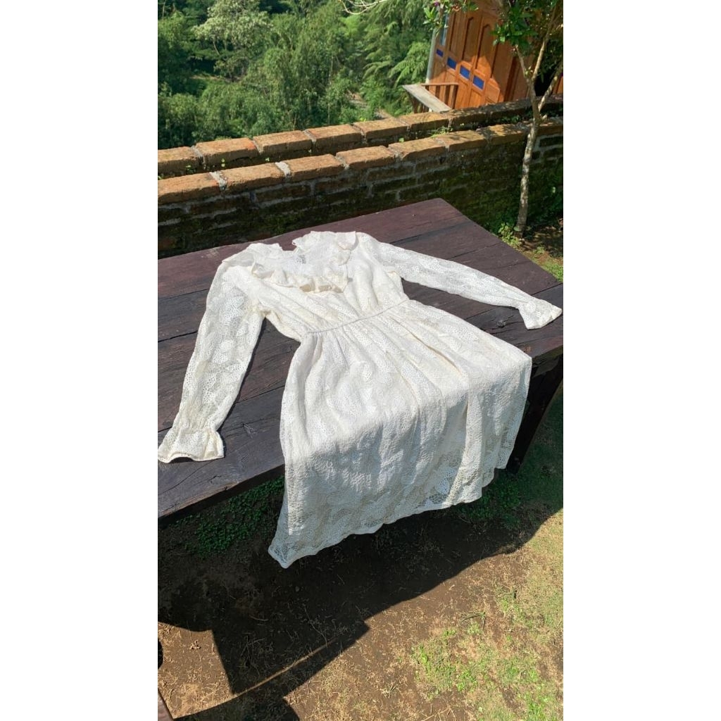 Preloved Dress Putih