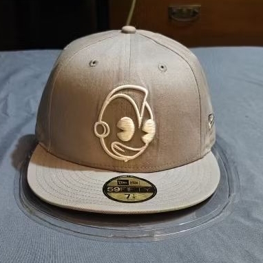Topi new era Kidrobot, Snapfitted 714/718.Garansi original.