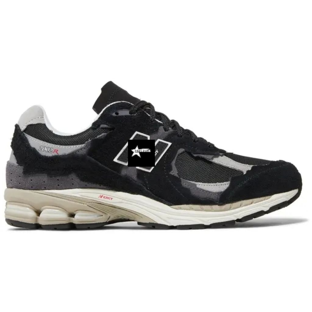 Sepatu NB 2002R Protection Pack Black Greey