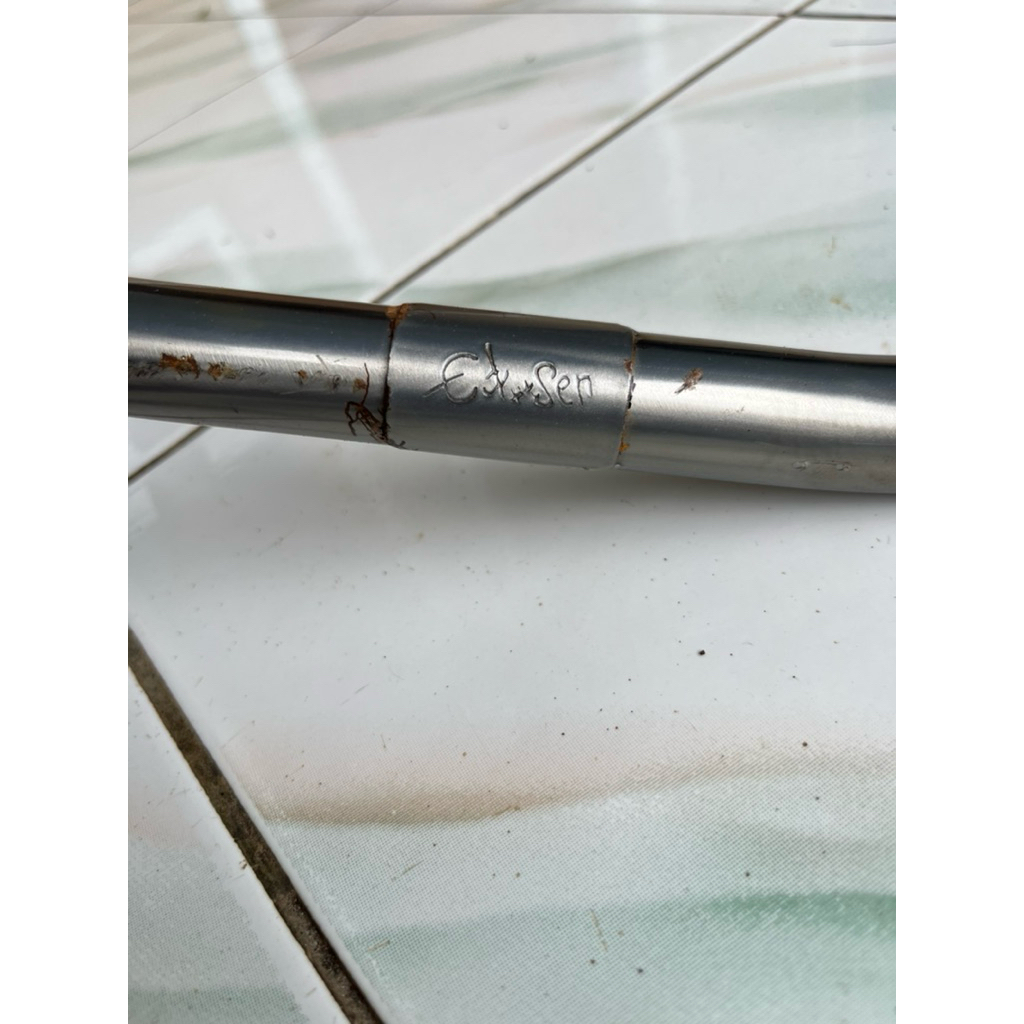 edsen samosir handlebar