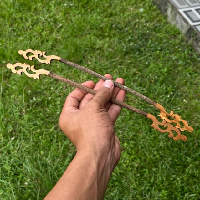 tangkringan sejajar  konin sogon model ukir kayu asem bali
