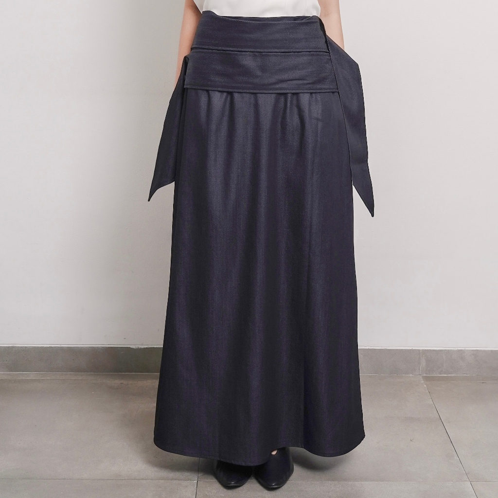 ISOOS STUDIOS - RENEÉ DRAPED WRAP SKIRT IN DENIM