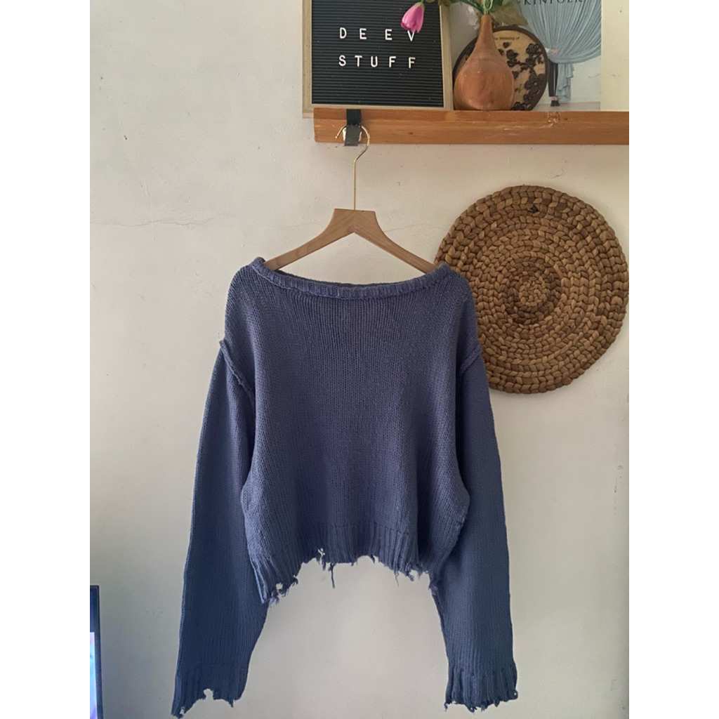 SWEATER CROP RIPPED PREMIUM by GRL