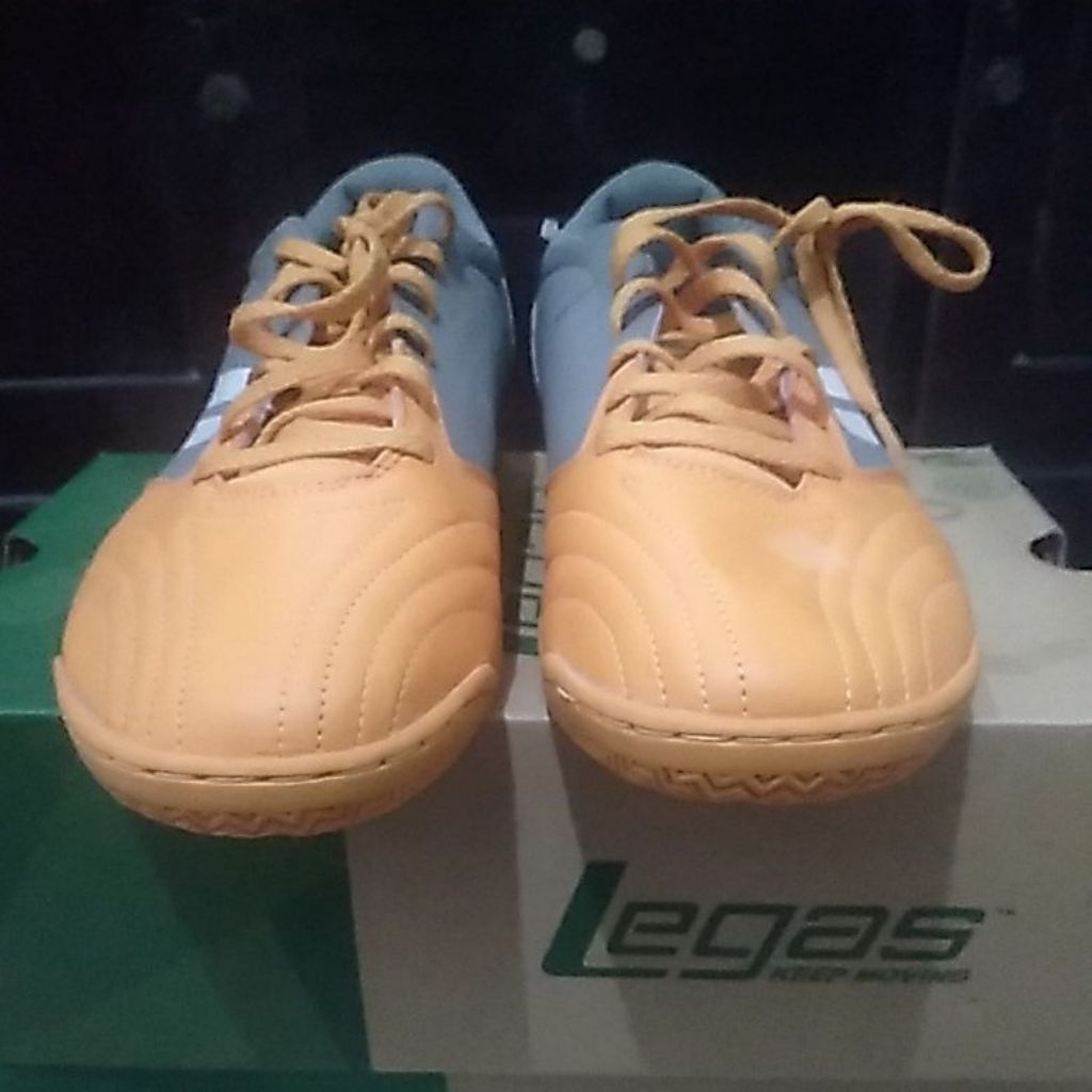 sepatu futsal second original