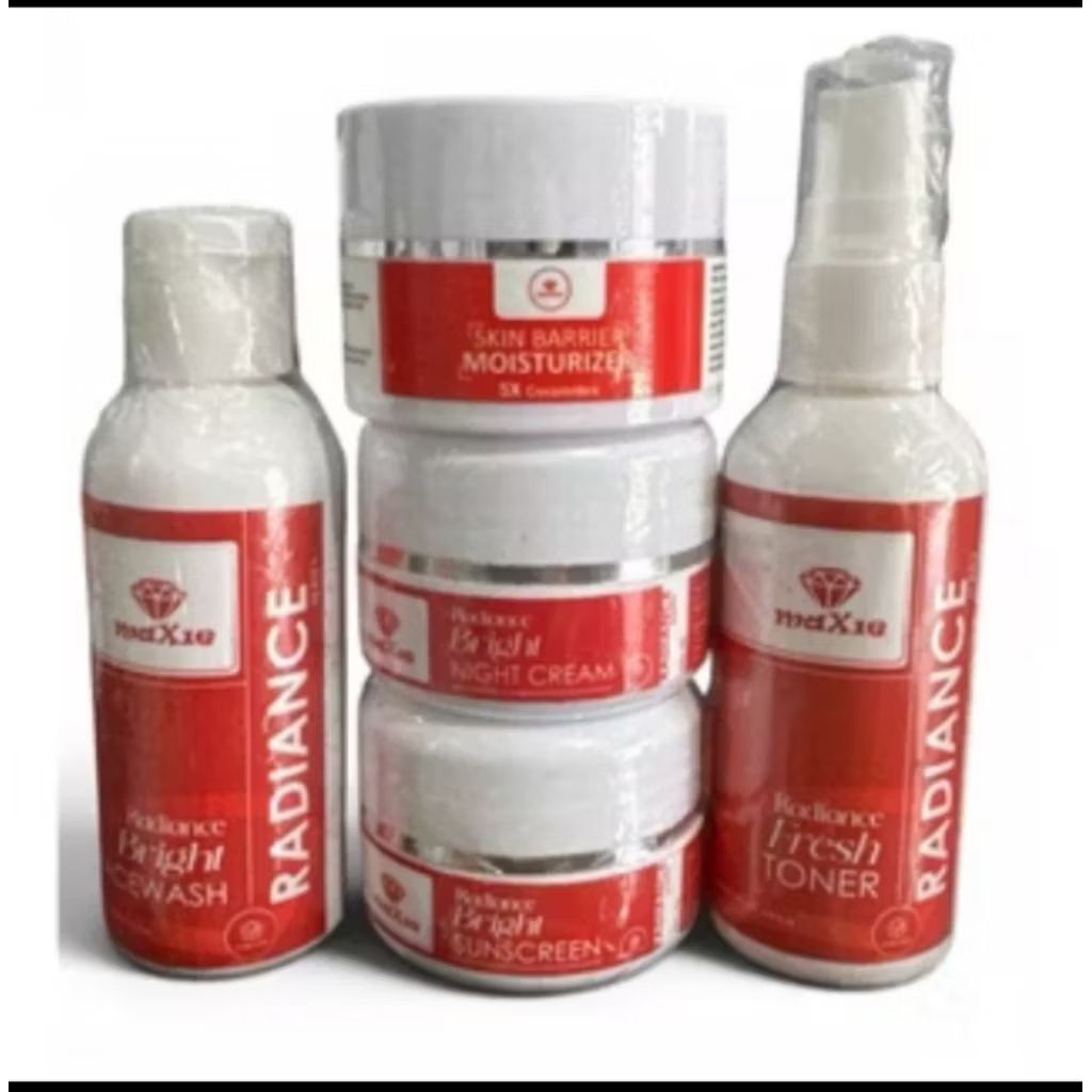 MAXIE SKINCARE + MOISTURIZER MAXIE
