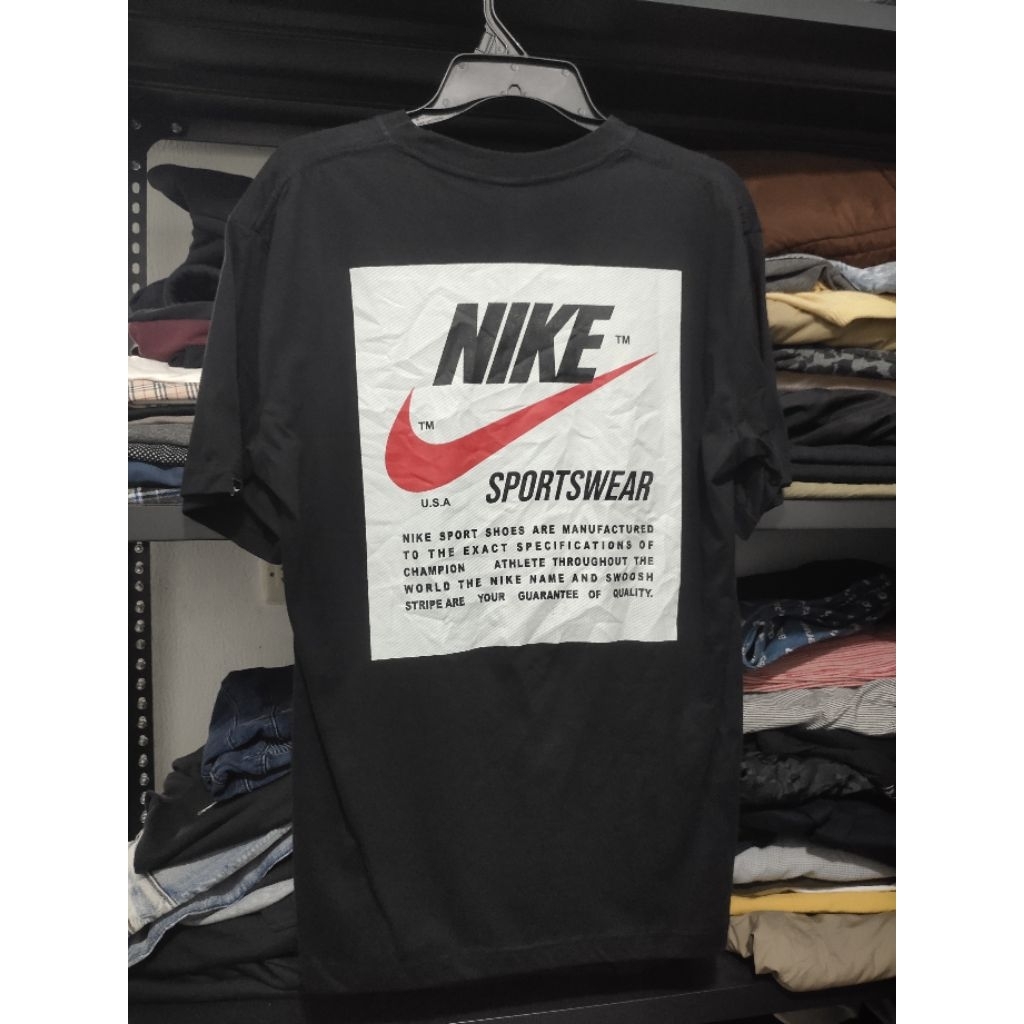 NikeT shirt box in second
