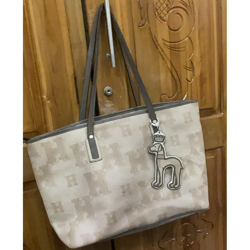 tote bag hazzys warna beige (preloved)