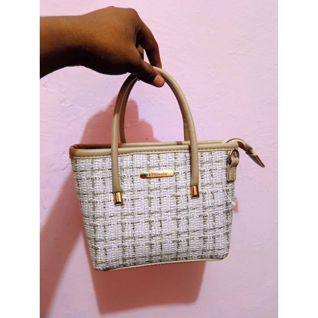 Tas slempang wanita bekas