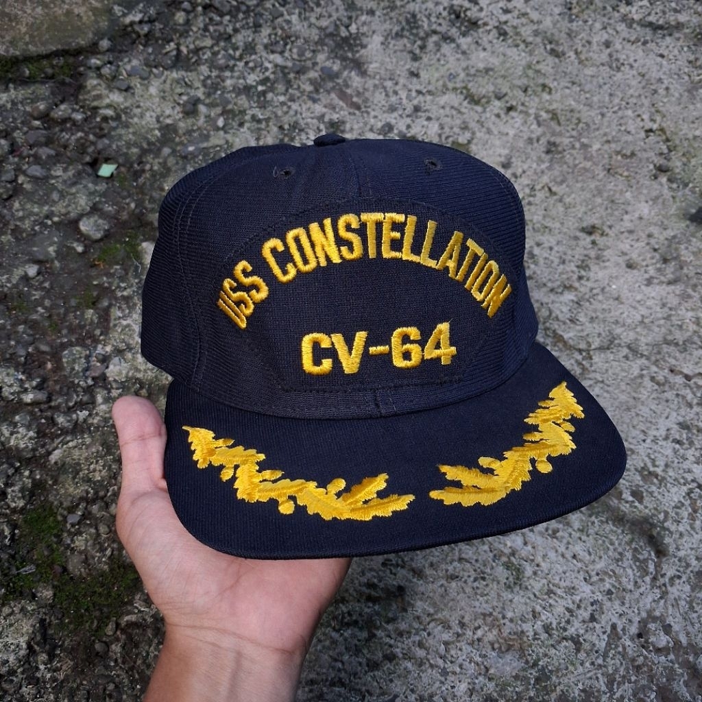 Topi USS Constellation CV-64