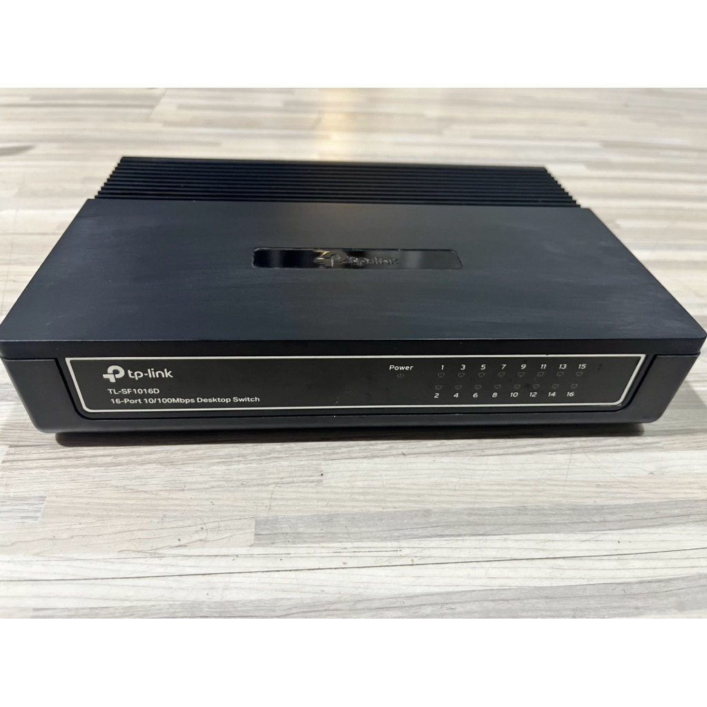 TP-LINK TL-SF1016D Hub Switch 16 Port 10/100Mbps