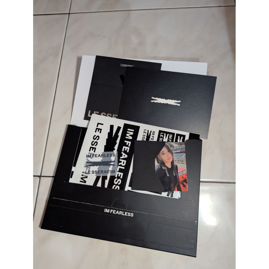 Prelove Album album Lesserafim
