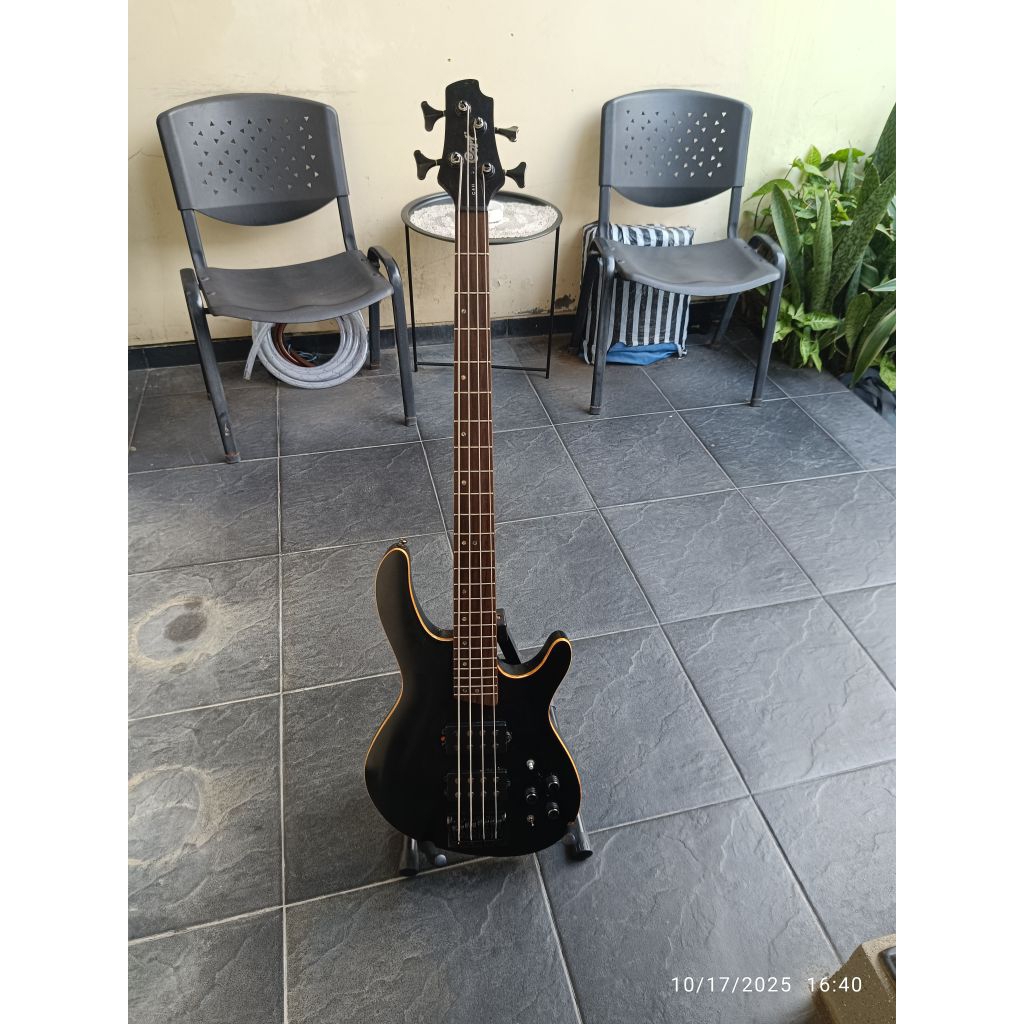 Bass Cort C4H second