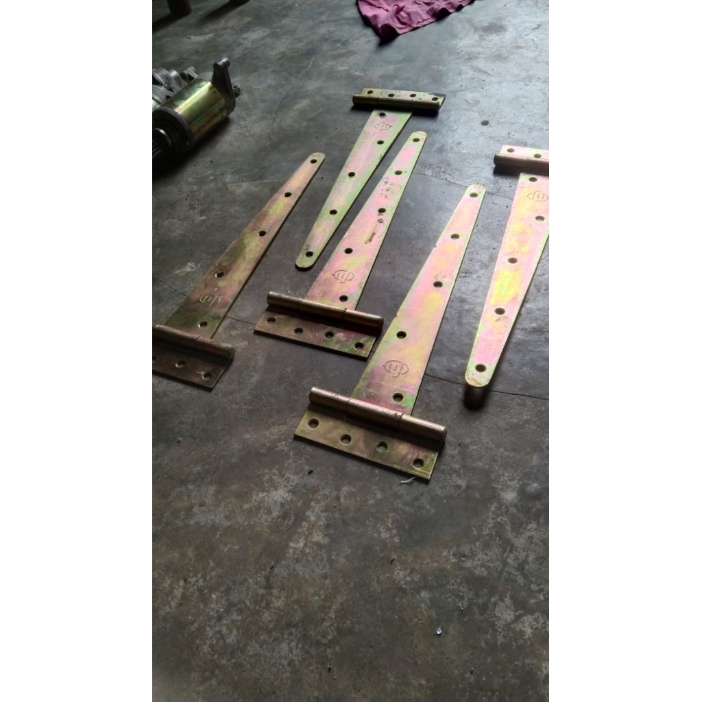 Engsel Gerbang Gudang 12 Inch Tebal