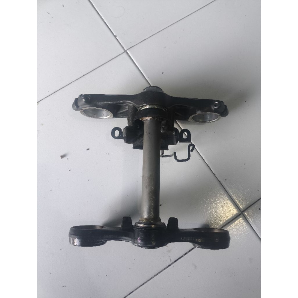segitiga cbr 150r k45r original